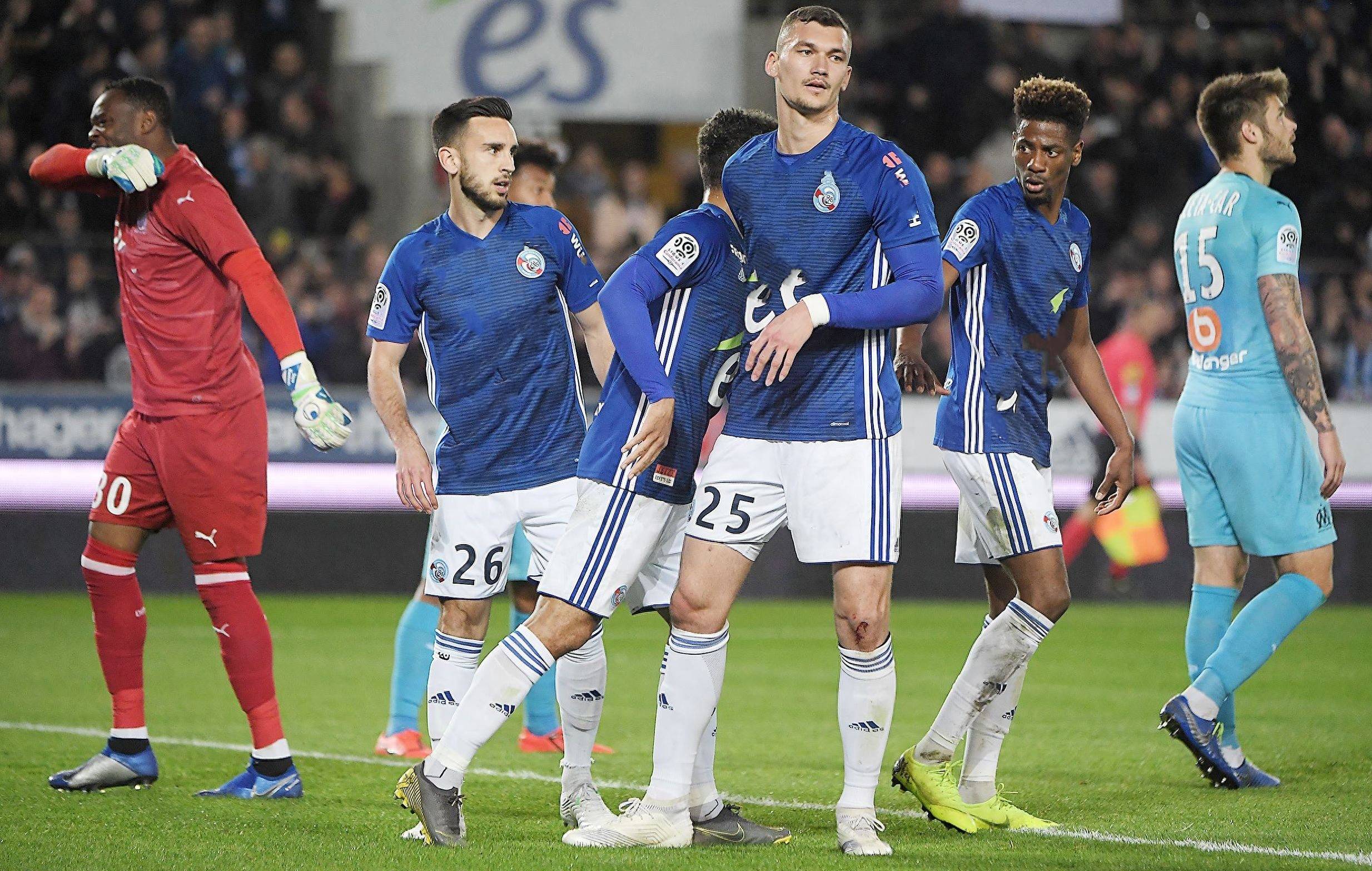 斯特拉斯堡客场逼平,晋级前景增添悬念的简单介绍 斯特拉斯堡客场逼平,晋级前景增添悬念的简单介绍