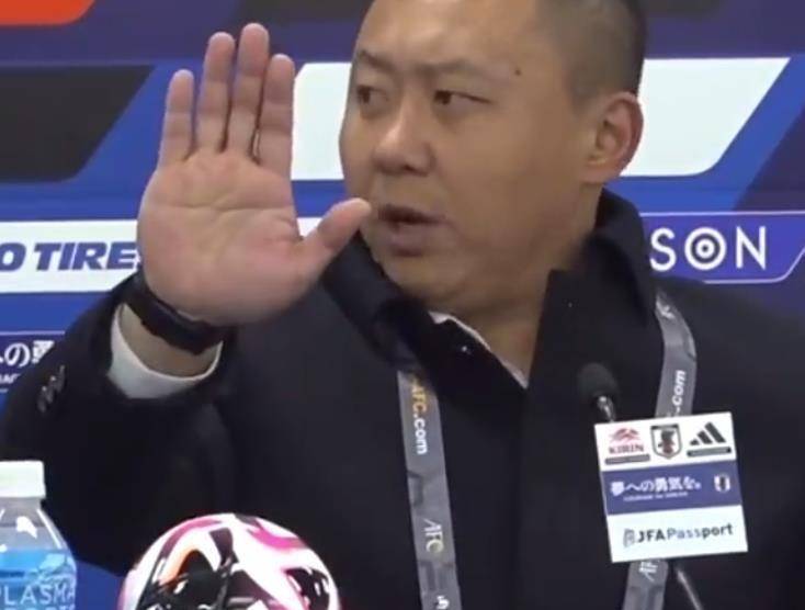 球队主帅因抗议裁判被罚款,是否理性?的简单介绍 球队主帅因抗议裁判被罚款,是否理性?的简单介绍