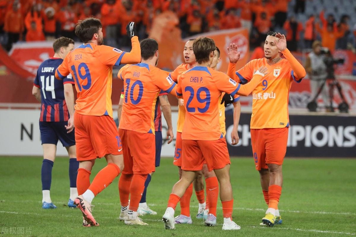 杏彩体育官方入口-山东泰山成为本场最大亮点，欧洲杯瞬间破防，失误的简单介绍