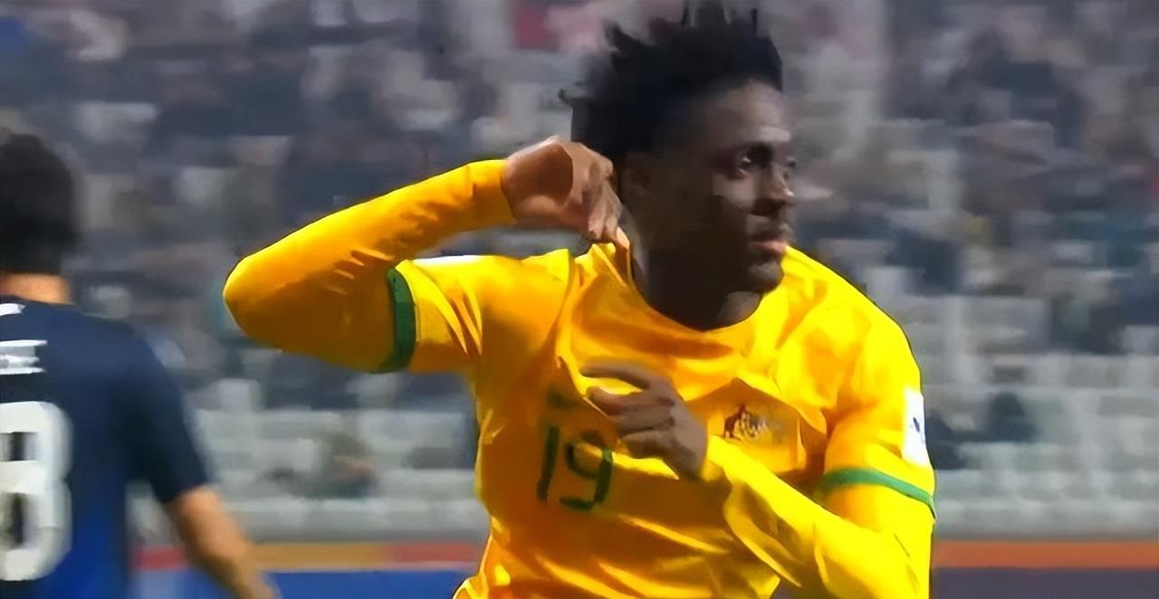 杏彩体育登录-足坛风云再起，球队再战赛场风起云涌