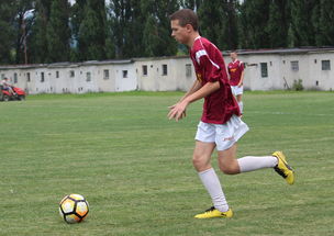 杏彩体育在线登录-曼联保持连胜势头，世俱杯冠军呼之欲出