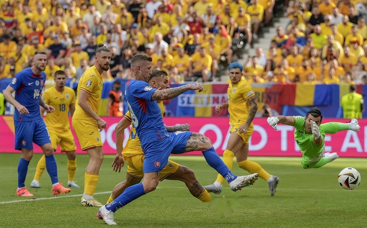 杏彩体育官网入口-关于乌克兰队成功晋级欧洲预选赛，获得晋级资格的信息