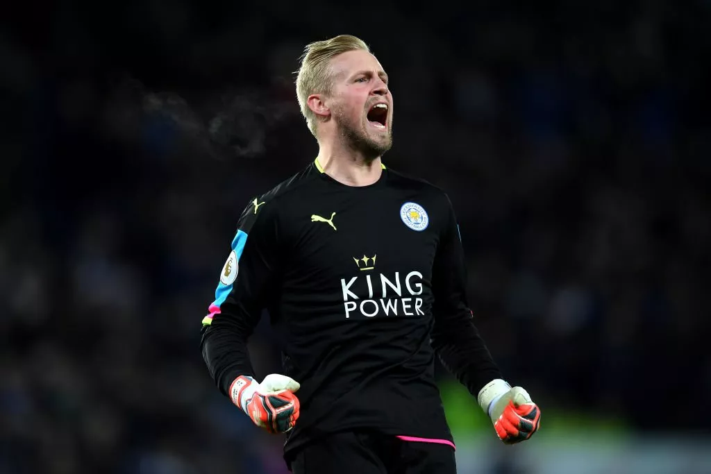 杏彩体育平台-紧张刺激的对决：双方豪强蓄势待发的简单介绍