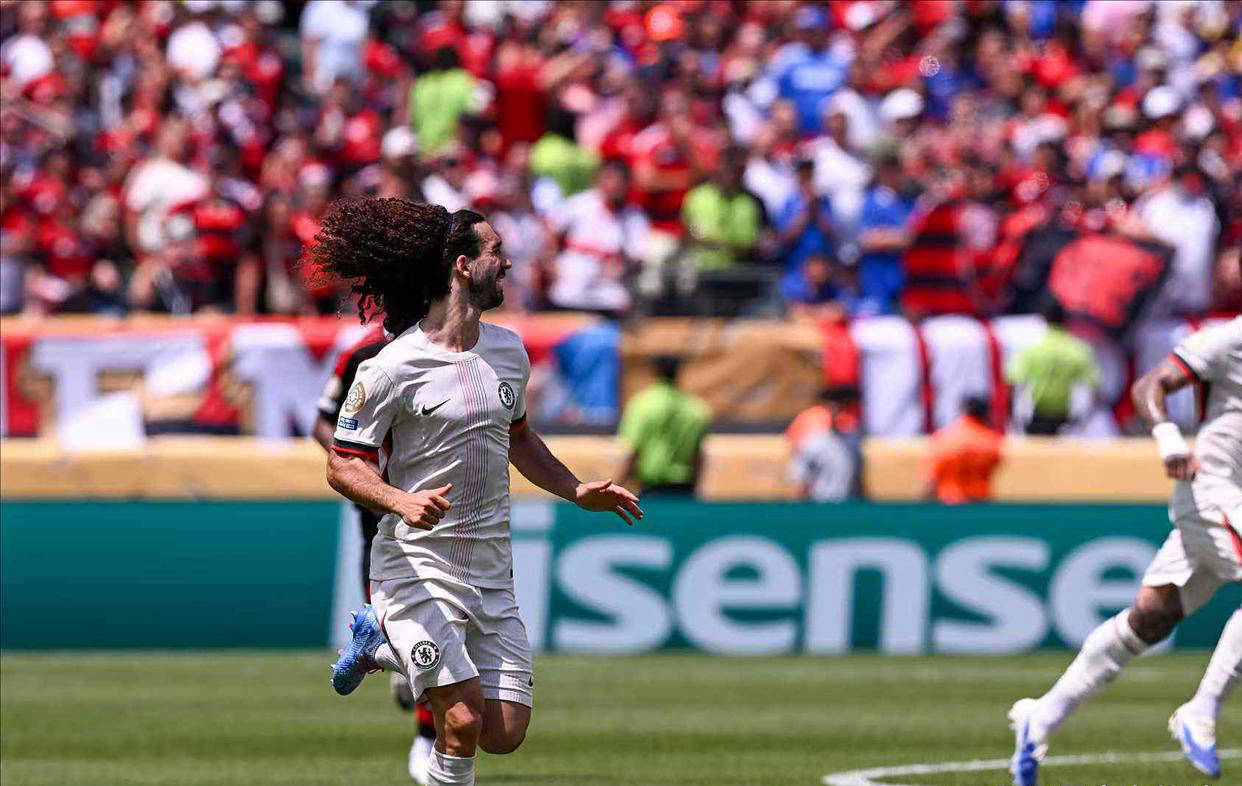 切尔西客场大胜维拉,球队状态回勇 切尔西客场大胜维拉,球队状态回勇