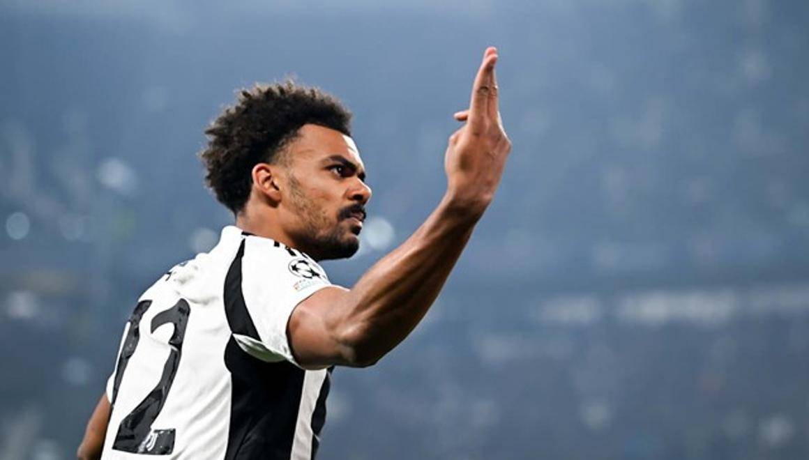 尤文图斯遭遇连败,主帅承受压力 尤文图斯遭遇连败,主帅承受压力