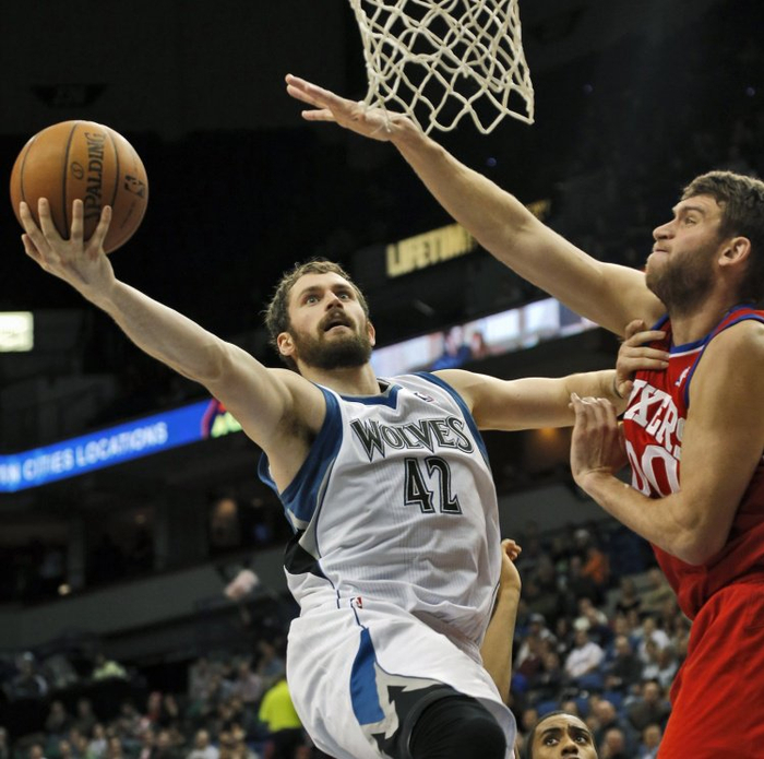 骑士大胜尼克斯,中锋凯文乐福砍下40+分 骑士大胜尼克斯,中锋凯文乐福砍下40+分