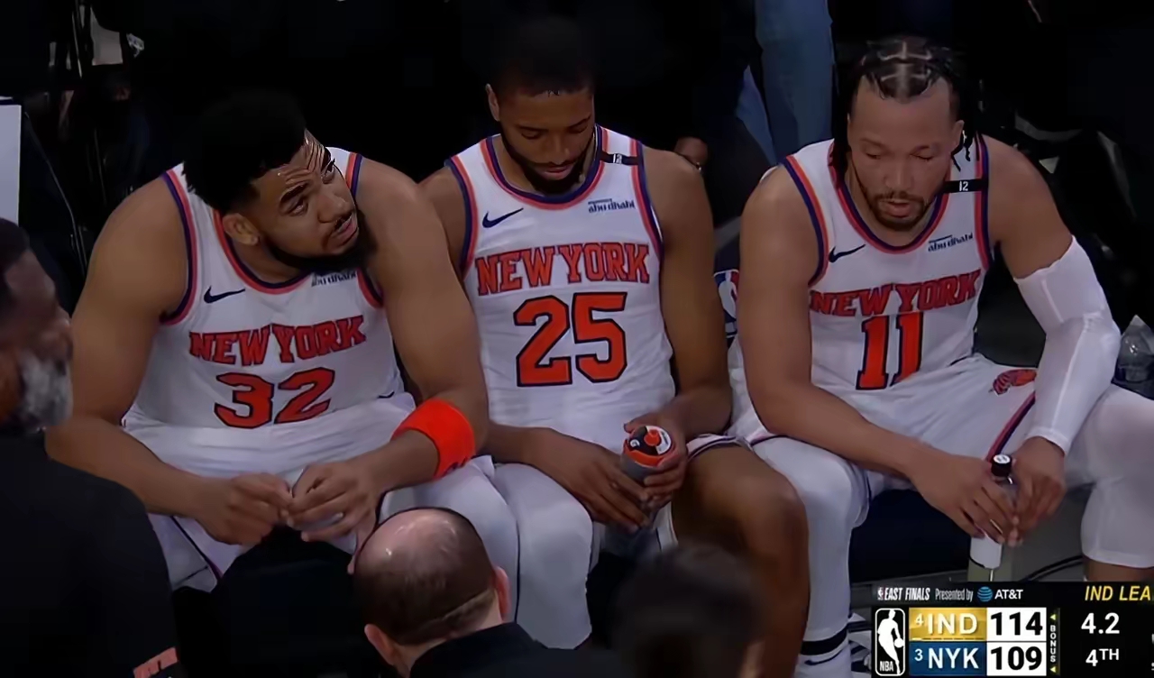 尼克斯惨败篮网,遭遇三连败 尼克斯惨败篮网,遭遇三连败