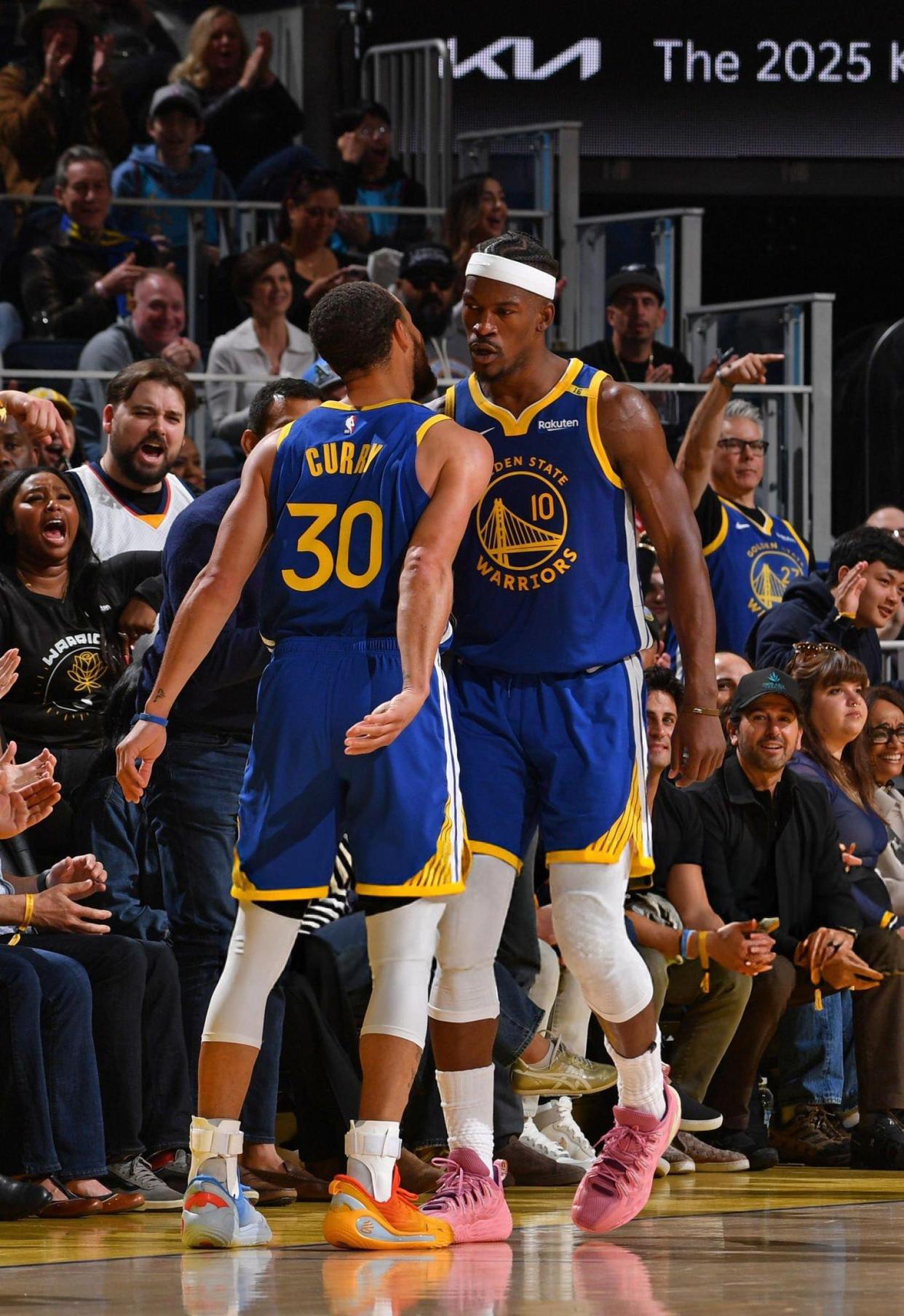 关于雄鹿负勇士,库里砍30+的信息 关于雄鹿负勇士,库里砍30+的信息