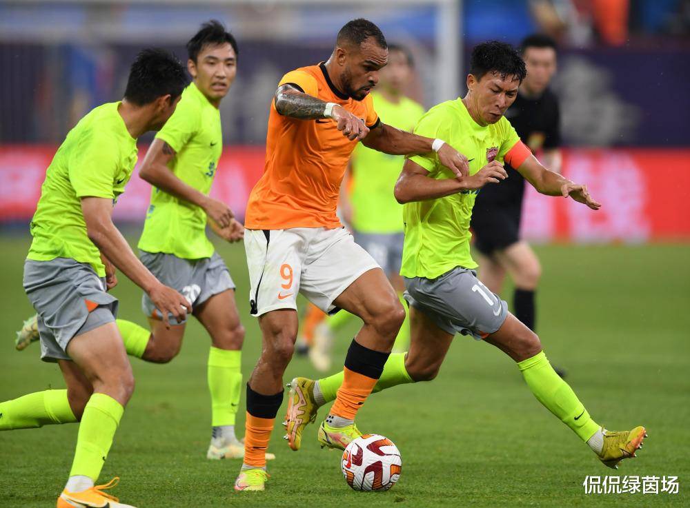 雄骑展现集体士气，备战下一场比赛