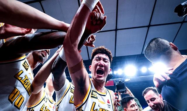 杏彩体育亚洲官网-山西队成功逆转比赛，惊险获胜！